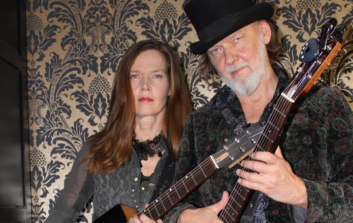 Tuomari Nurmio & Doktor Liza