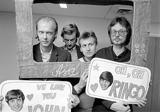 Tuomari Nurmio & Punainen Planeetta-orkesteri