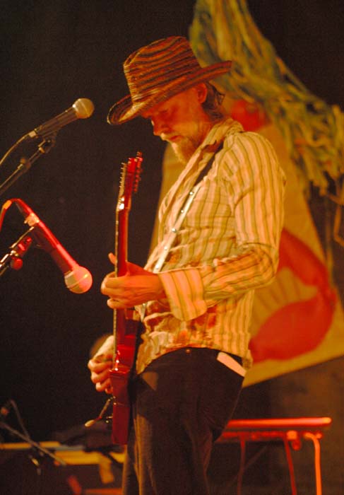 Tuomari Nurmio Etno Faces-festareilla