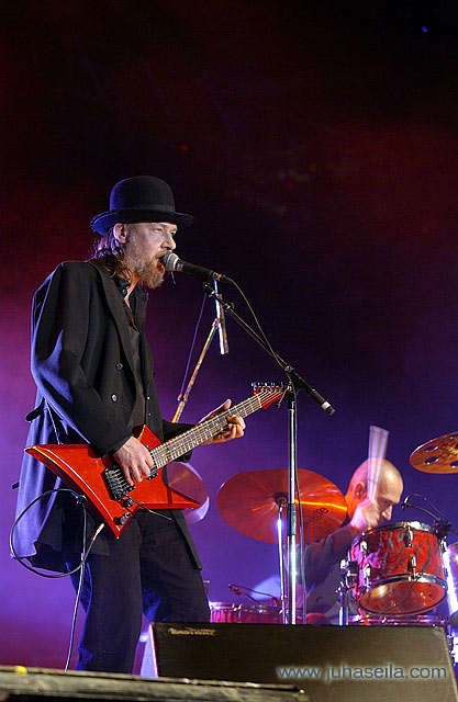 Tuomari Nurmio ja Tohtori Hillil� POP-Finlandiassa