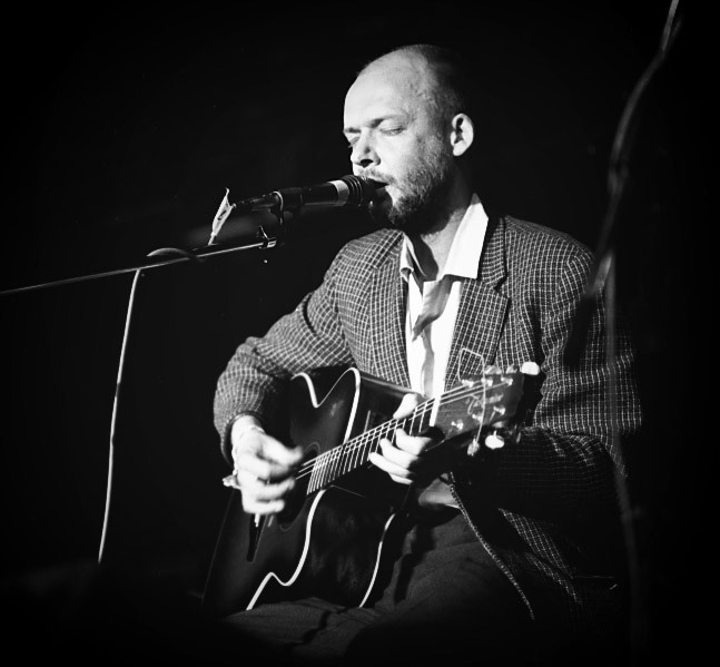 Tuomari Nurmio Provinssirockissa 1987